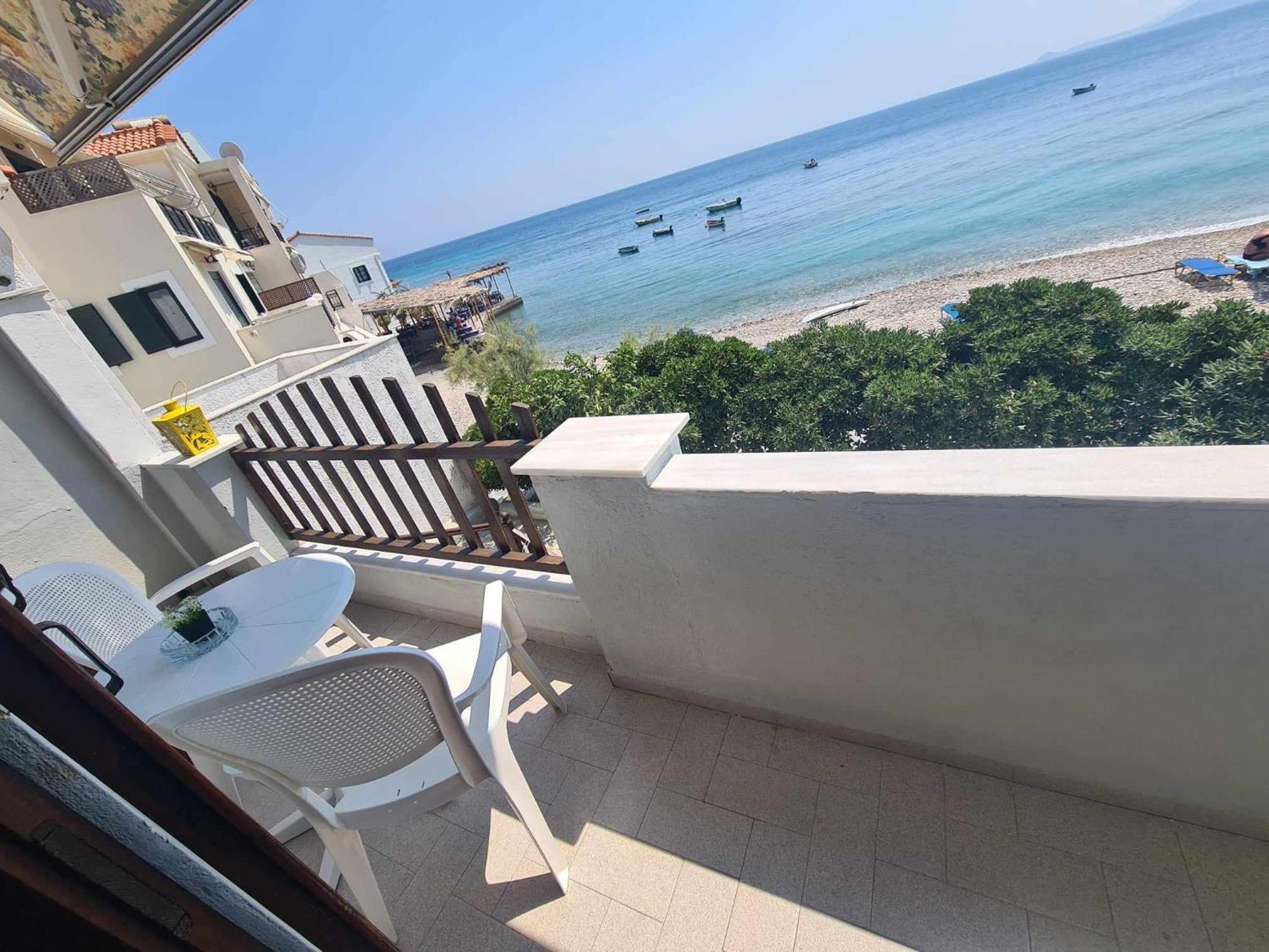 Beach House Antonis Avlakia Exteriör bild